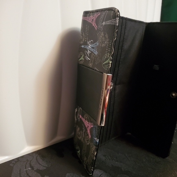 Tahari Black Multi-Color Women's Clutch - Picture 7 of 9